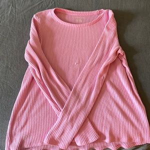 Very soft and stretchy size medium long sleeve